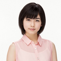 白冈千代（青年） 扮演者 小芝风花