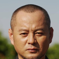 张经理 扮演者 岳霄冰