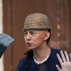 何仁 扮演者 何炅[7]