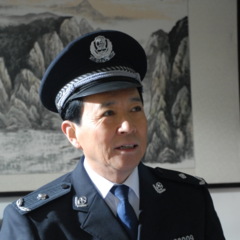 夸父 扮演者 温海波