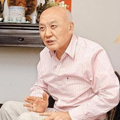 老迈纯种日行者 扮演者 乾德门