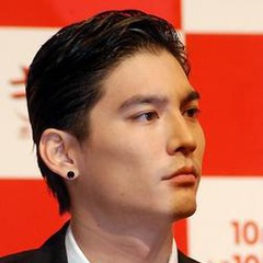 鲛岛荣彦 扮演者 水上剑星