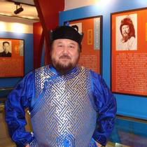 董卓 扮演者 德力格尔