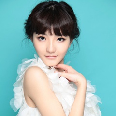 明珍 扮演者 白卉子