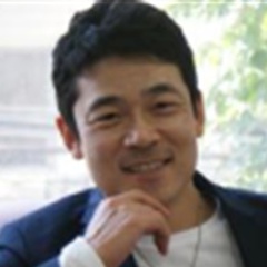 -- 扮演者 李成俊