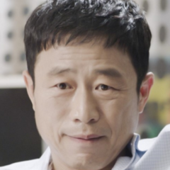 崔俊久 扮演者 李文植