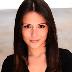 SiobhanSmythe 扮演者 伊塔莉·里奇