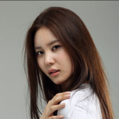 李胜利 扮演者 金素英