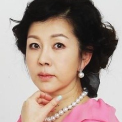 南于静 扮演者 朴俊琴