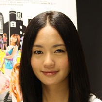 佐野伦子 扮演者 中村友理