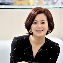 申世纶 扮演者 甄美里