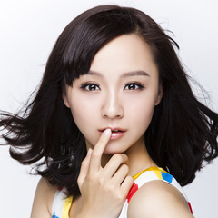 白茹（小白鸽）[5] 扮演者 刘婧