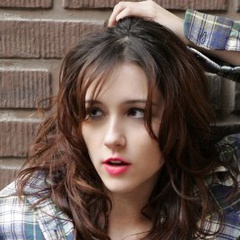 ElsieHughes 扮演者 珊农·玛丽·沃德华德
