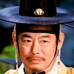 杨氏 扮演者 成东镒