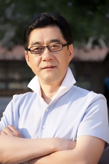 郑楚父亲 扮演者 节冰