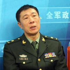 龙雨 扮演者 洪涛