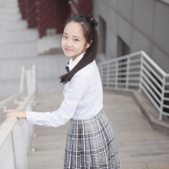 妙石头 扮演者 杨志雯