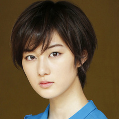 东江绢 扮演者 高月彩良