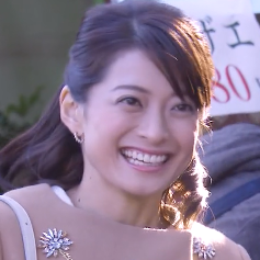 日野登志子 扮演者 乙叶