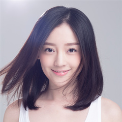樱霓 扮演者 何花