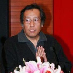 魔法师 扮演者 余明生
