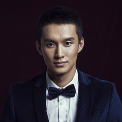 马小雄 扮演者 王冠[10]