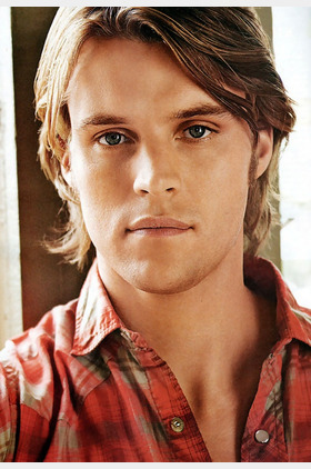 杰西·斯宾塞Jesse Spencer个人介绍