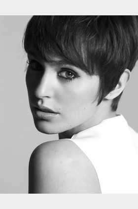 薇洛妮卡·恩切圭个人介绍