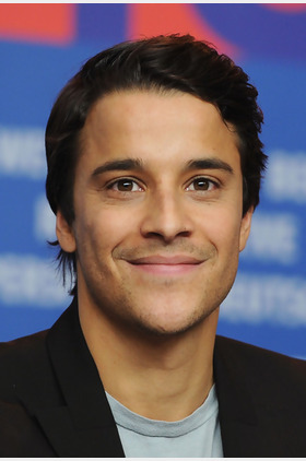 柯思亚·乌曼个人介绍