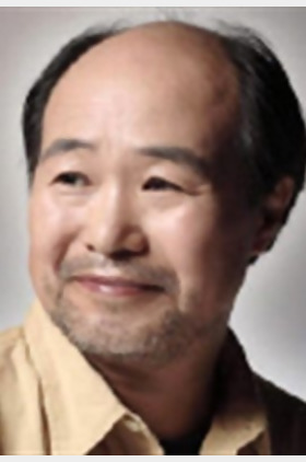 申哲镇个人介绍