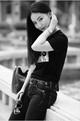 李妍锡个人介绍