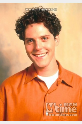 亚历山大·卓别林个人介绍