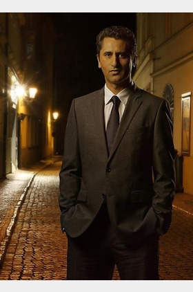 克利夫·柯蒂斯个人介绍