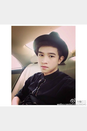 Fluke Pongsatorn Sripinta个人介绍