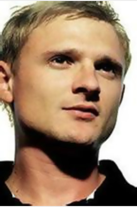 弗罗里安·卢卡斯个人介绍