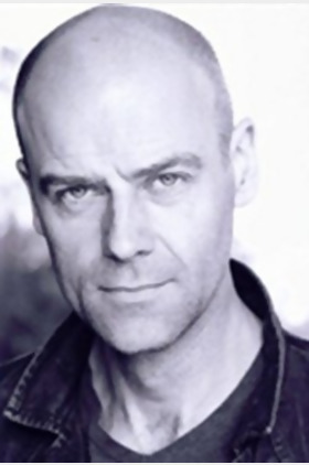 Pip Torrens个人介绍