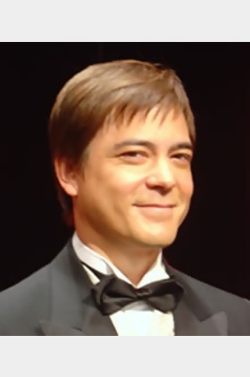 川平慈英个人介绍