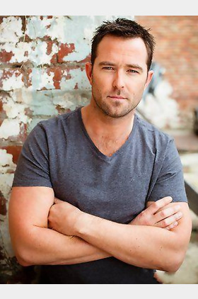 苏利文·斯坦普莱顿个人介绍