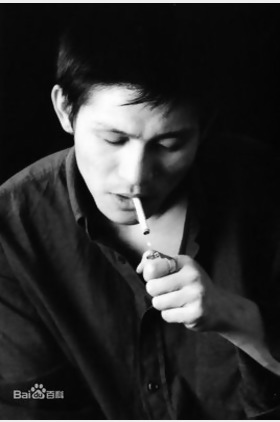 余皑磊个人介绍
