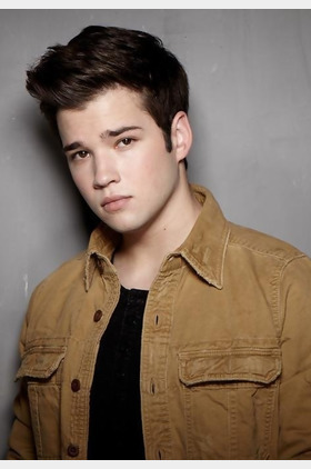 内森·克莱斯个人介绍