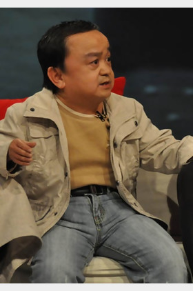 张伸个人介绍