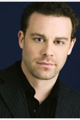 马修·劳奇个人介绍