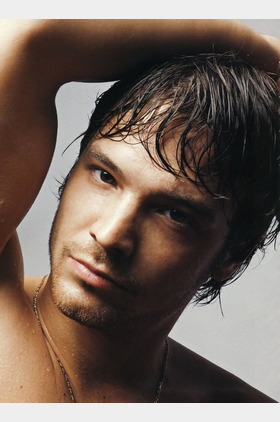 阿雷克西·查多夫个人介绍