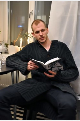 古斯塔·斯卡斯加德个人介绍