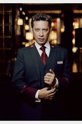 Dexter Fletcher个人介绍