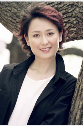 左翎个人介绍