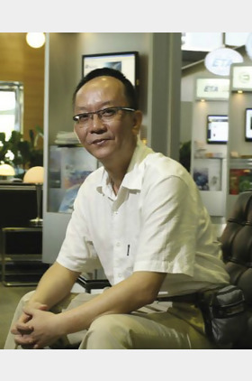 龙天生个人介绍