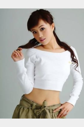 何翯个人介绍