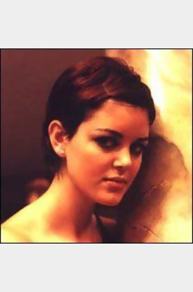 Nora Zehetner个人介绍