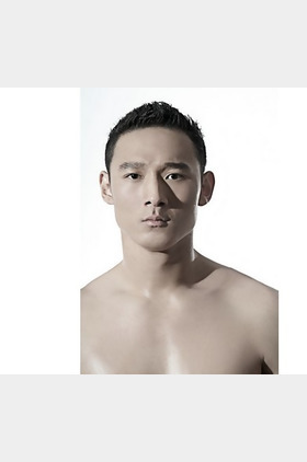 何磊个人介绍